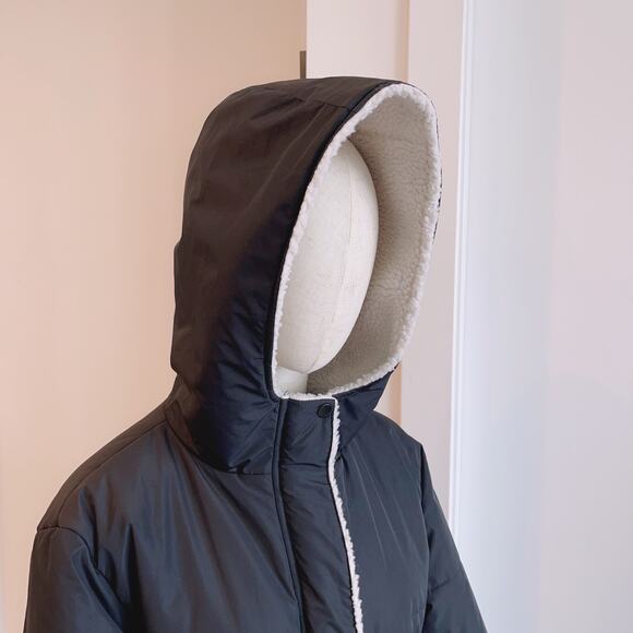 Missguided Black MSGD Ski Puffer Jacket with Mittens - Picture 4 of 8